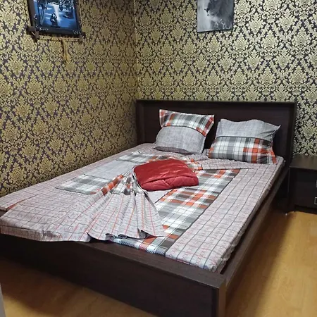 公寓 Art Ruja 瓦爾納